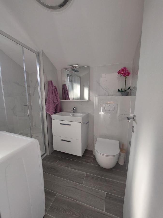Rajna Apartament *