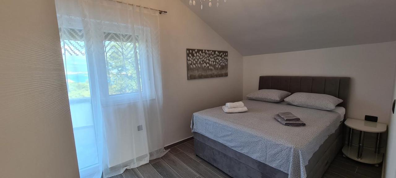 Rajna Apartment *