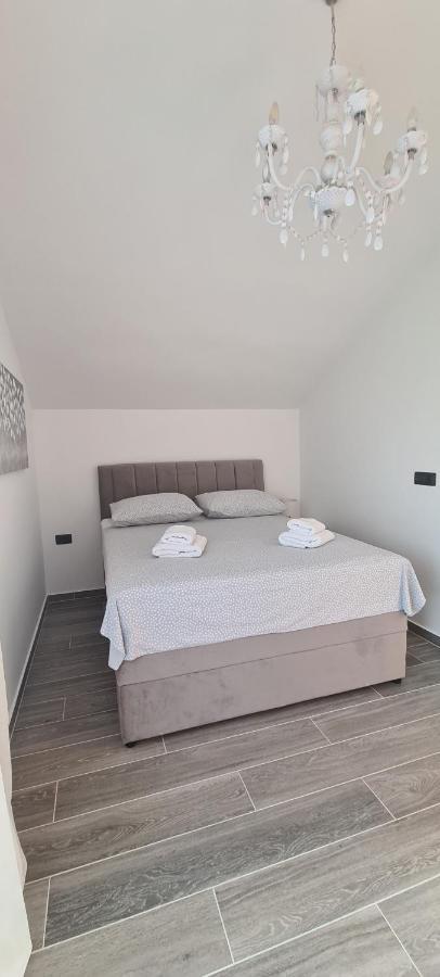 Rajna Apartment Cizici