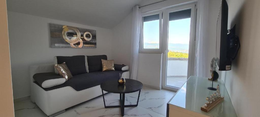 Apartment Rajna Cizici